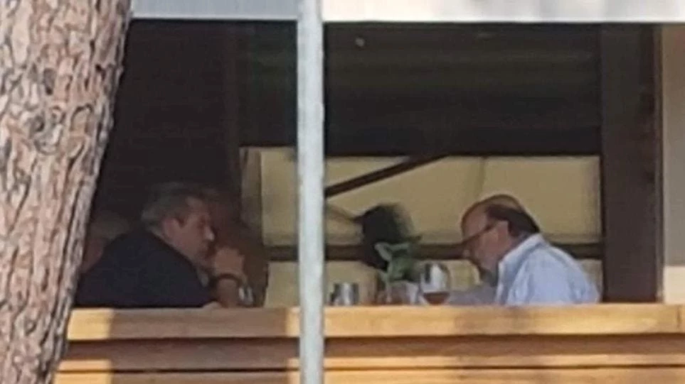 Κοντά σε συμφωνία συνεργασίας Καμμένος – Αντώναρος